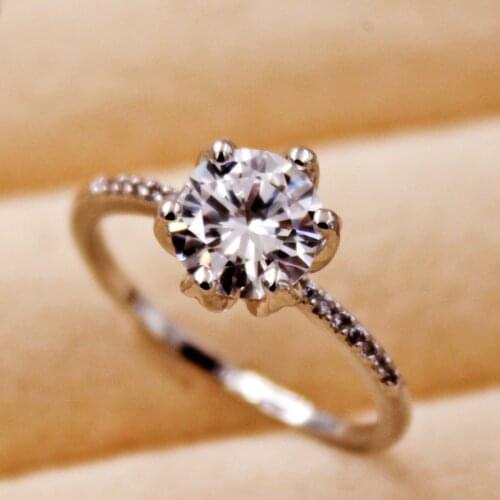 New Fashion Crystal Zircon Rings Sweet Elegant Square Ring for Girl Women Finger Bague jewelry Bridal Gift Delicate