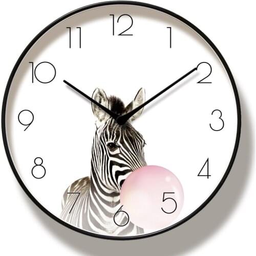 Animal Printed Clocks 3D Wall Clock Giraffe Minimalist Home Nordic Art Wall Clock Mute Quartz Movement Clock Modern Design