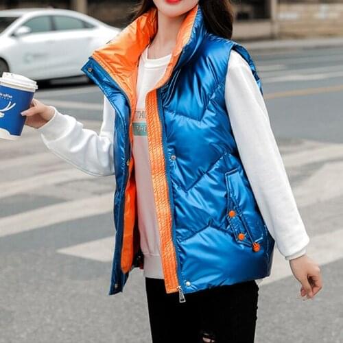 LAHQLYWN Travel Vests