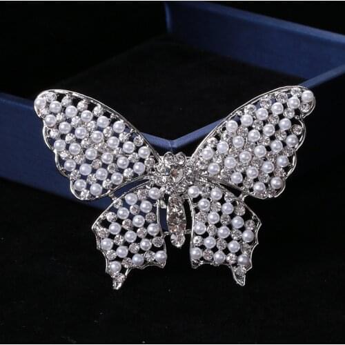 Lovely Sweet Pearl Butterfly Brooch for Woman Clothes Accessories