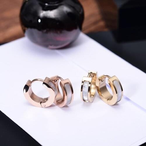 YUN RUO 2020 316 L Stainless Steel Rose Gold Color Elegant White Shell Stud Earrings Fashion Woman Jewelry Prevent Allergy 028