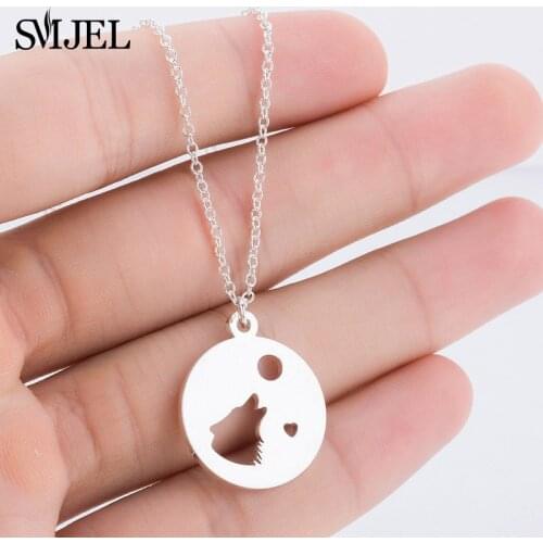 SMJEL Cute Direwolf Necklaces for Women Moon Wolf Charm Necklace Pendant Courage Fashion Jewelry Chain Choker