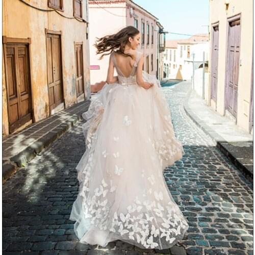 Smileven Boho Wedding Dress 2019 3D Appliques Bride Dresses Vestido De Novia V Neck Butterfly Wedding Gown Robe De Mariee