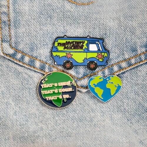 New Arrival Cute Fun Love Green Earth Enamel Brooch Alloy Badge Clothes Bag Pin Accessories Jewelry Gift For Frriends