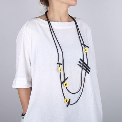 Gothic Layered Chain Black Necklace Vintage Yellow Wooden Beads Pendant Necklace Women Statement Rubber Jewelry Wood Neck Chain