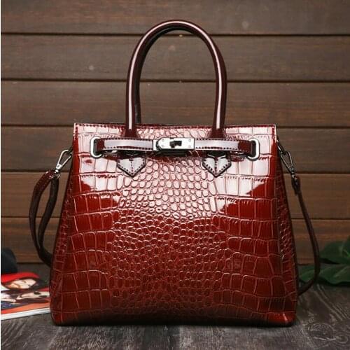 New Luxury Brand Crocodile Big Women Bag Black Red Patent Leather Women Handbags Shoulder Bag Lock Female Bags Briefcase
