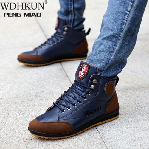 WDHKUN Men's Classic Boots