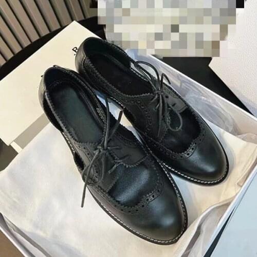 2021 Summer New Ladies Single Shoes Hollow Brogue Flower Shoes Celebrity Style Retro Breathable Casual Shoes Elegant Fashion