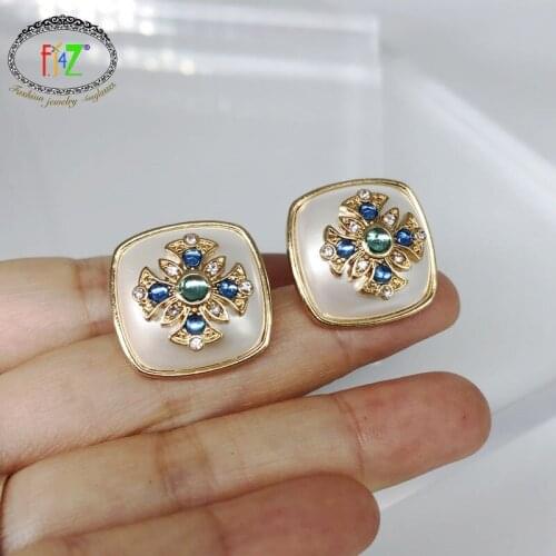 F.J4Z Luxurious Clip Earrings for Women Vintage Fashion Square Faux Pearl Stone Earrings Non-pierced Ear Earrings Bridal Jewelry
