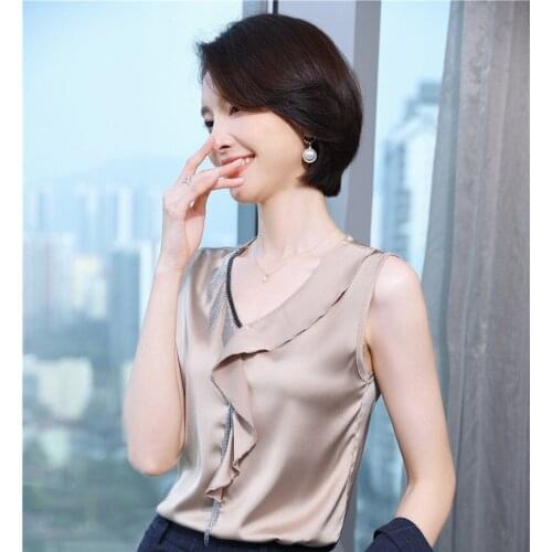 High Quality Fabric Elastic Fashion Styles Women Bottoming Shirts Vest Bottom Clothes Tops Modal Sling Plus Size