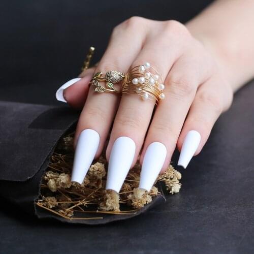 Matte Long Luxury Coffin Acrylic nails Nude salon Extra fasle nails white