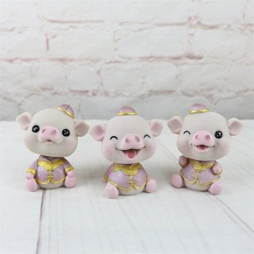 Home Decor Ornament Tang Suit Pink Pig Car Decoration Accessories Living Room Office Desktop Shaking Head Piggy Sculpture Crafts