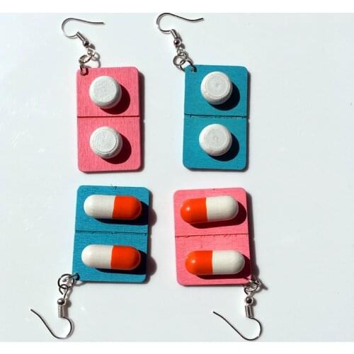Lovely Pills Medicine Dangle Earrings Fashion Cute Creative Wooden Capsule Drop Earrings Funny Unique Jewelry Gift for Girls