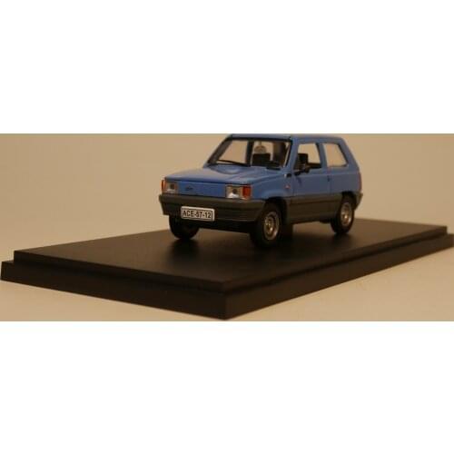 IST 1:43 Fiat Panda I Diecast model car