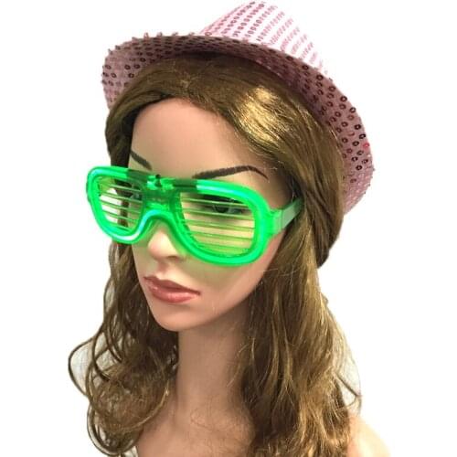 2018 Rushed Gafas Led Party Supplies Led Flashing Shutter Glasses Toy Unique Design Red Green Blue Cool Christmas Light Up Toys
