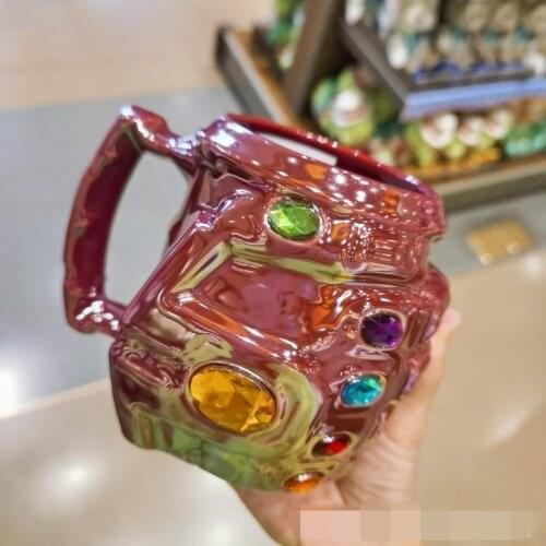 New style Shanghai Disney Genuine Thanos Diamond Gloves Mug Superhero Cartoon Office Drinking Cup Decoration Gift AG2621