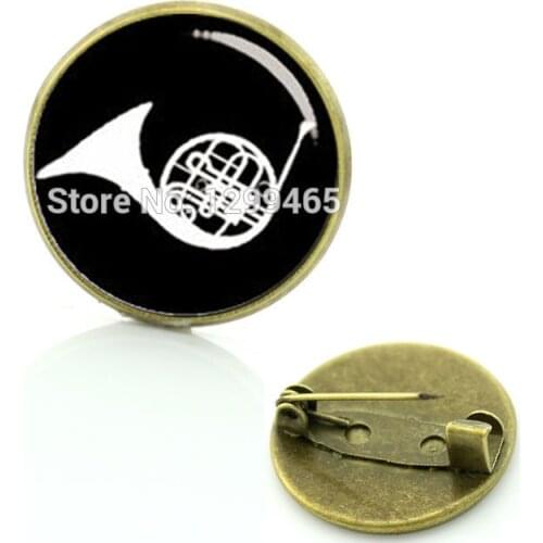 Musical instrument french horn brooches vintage dress accessories symphony pins Popular Male Luxury badge C 1233