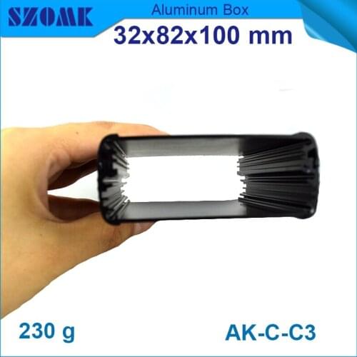 Aluminium diy case in black color 32(H)x82(W)x100(L)mm distribution box in Black color for electronics enclosures
