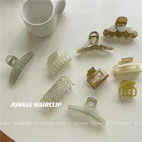 CHOWLEE Hair Ornaments