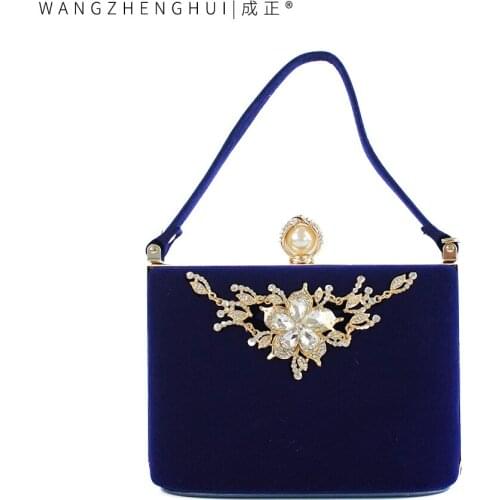 2020Ladys Evening Bag Pearl Cosmetic Wedding Bag Ladies Party Dinner Bag Purses and handbags