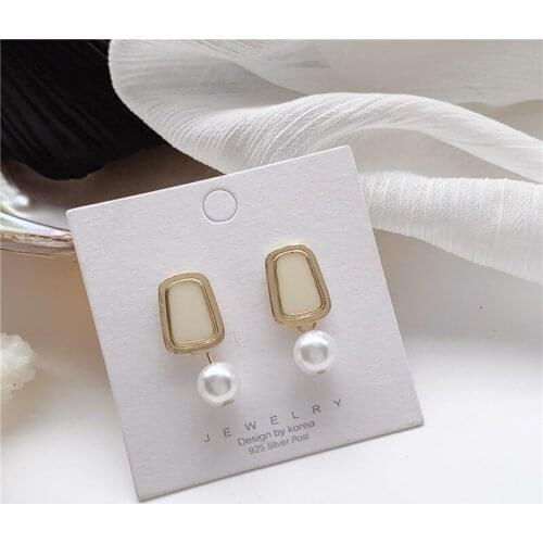 New Gold Geometric Round Heart Irregular Imitation Pearl Earrings Elegant Pearl Drop Earrings for Women Fashion Wedding Jewelry