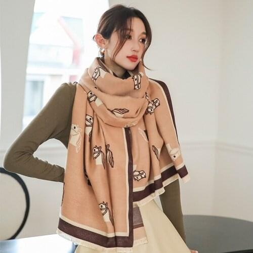 2021 New Horse Head Print Tassels Shawls Autumn Popular Scarves Fashion 190X65CM Beach Towel Winter Cashmere Dustproof Bandanna