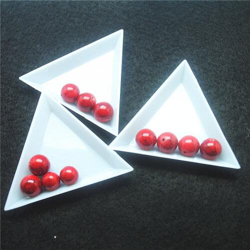20PCS Plastic Trays Plate Triangle Shape For Beads Collections Size 7X7CM Small Items Searching Box Hot Selling Free Shipping