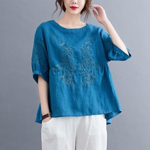 Oversized Women Cotton Linen Casual T-shirts New 2021 Summer Vintage Style Floral Embroidery Loose Female Tops Tees S3952