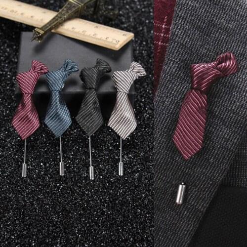 New Fashion Stripped Tie Shape Brooch for Suit Decor Wedding Groomsman Brooches Pin Women Men Collar Jewelry Accessories