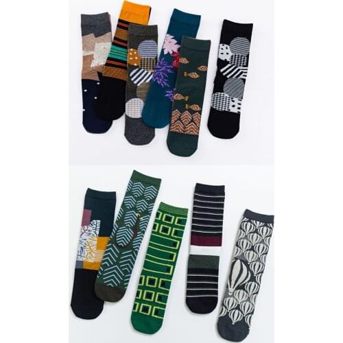 New Male and Female Couple AB Socks, Comfortable Straight Cotton Black and White Fashion Creative Illustration Interesting Socks