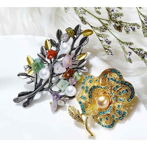 MISANANRYNE Vintage Tree Brooches for Women Elegant Suit Dress Brooch Pin Fashion Jewelry Party Accessories Gift