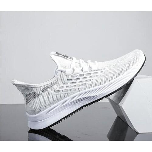 2021 summer new Korean version of non-slip fashion casual shoes cross-border breathable running shoes flying woven sports mens