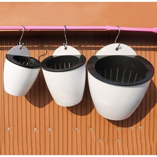 Self Watering Solid Color Flower Pot Wall Hanging Resin Automatic Plastic Planter Durable For Garden Balcony With Hook S/M