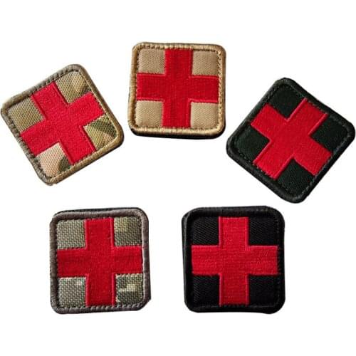 Red Cross Rescue Medical Badge 3D Embroidered Velcro Patches Customized Tactical Armband EMT MED Logo Military Stickers