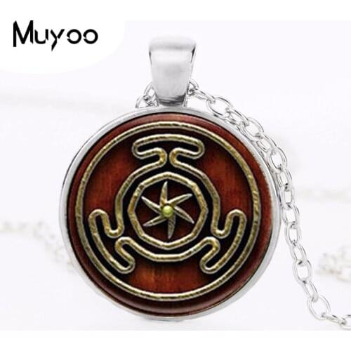 Wheel of Hecate Symbol jewelry Glass Cabochon Necklace HZ1