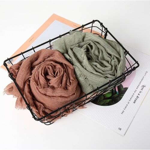 2020 crinkle hijab scarf soild color muslim headscarf turban Malaysia hijabs female wrap head scarves ladies shawls and wraps