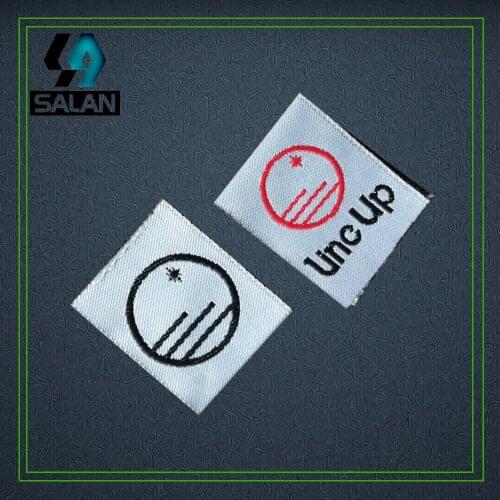 Customized clothing labels custom center fold damask woven garment labels for clothes fabric embroidered sewing tags