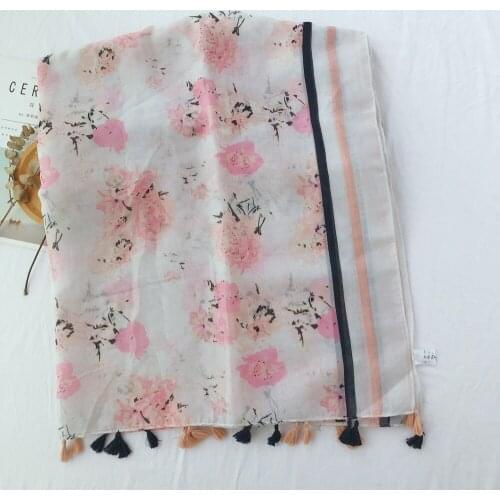 2019 Newest Rose Print Tassel Scarves Shawls Beautiful Floral Petal Pattern Tassel Wraps Scarf Hijab Muffler Free Shipping