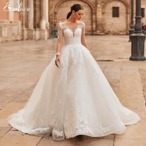 EVALOVE New Elegant Scoop Neck Full Sleeve A-Line Wedding Dress 2021 Gorgeous Beading Appliques Court Train Princess Bridal Gown