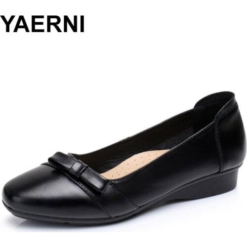 YAERNIWomen shoes Spring autumn soft soled mother single shoes leather non-slip casual comfortable middle-aged ladies flatsE1056