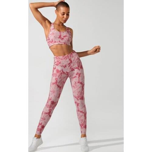 CHRLEISURE Tie Dye Sports Set Women Sleeveless With Pad Sports Tank Bra Patchwork Fitness Yoga Pants Stretch Gym Leggings