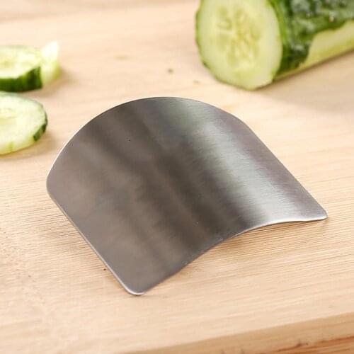 New Kitchen Utensils Creative And Practical Kitchen Gadget Stainless Steel Cutting Armguard, Protect Hands