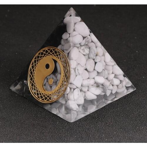 Natural White Turquoises Obsidian Orgonite Pyramid Tai Chi Yin and Yang Orgone Decoratoins Energy Healing Buddhism Jewelry