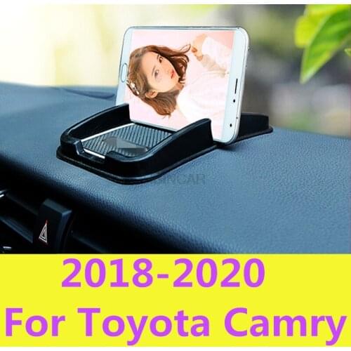 For Toyota Camry 8th Sedan 2018-2020 Car mobile phone anti-slip mat multifunctional silicone bracket decoration car Accessories
