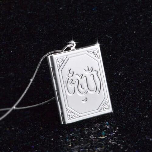 RIEEW Gold Pendants
