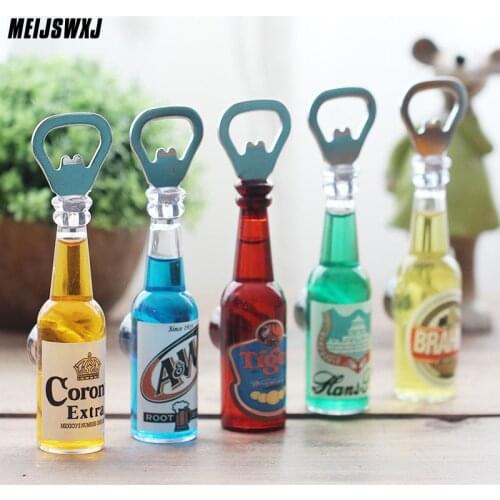 Magnet Bottle Opener Fridge Magnet Beer Opener Ima De Geladeira Aimant Imanes Retro Home Bars Cafes Small Ornaments Decorations