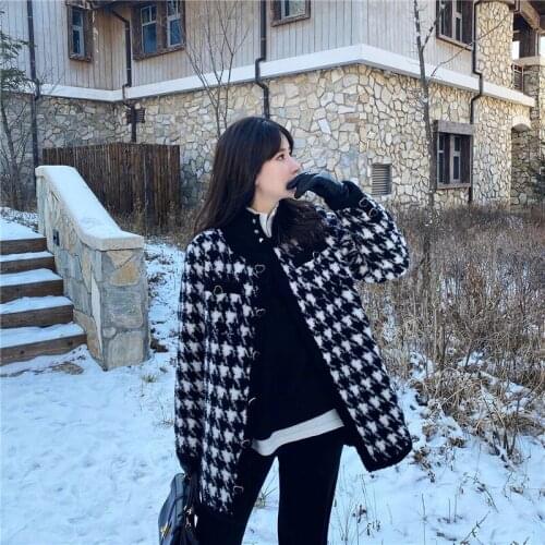 Houndstooth Faux Fur Coat Women 2020 Winter Fashion Coat Women Round Neck Single Breasted Faux Fur Fluffy Jacket