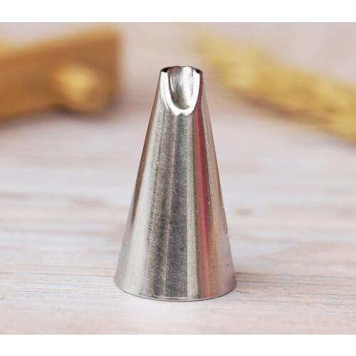 #81 Piping Nozzles For Cakes Fondant Decorating Pastry Icing Tips Baking Tools Create Chrysanthemum Pine Nuts Petals