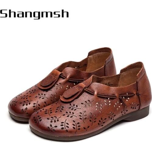 Flower hollow flats shoes for women ladies flats soft comfortable slip on shoes woman brown real leather loafers 2109