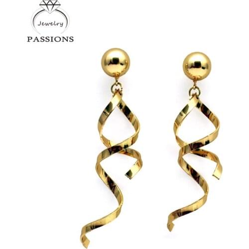 PASSIONS 2017 New Fashion High Gold Color Long Drop Earrings Elegant Curved Asymmetry Dangle Earings For Women Jewelry Gift